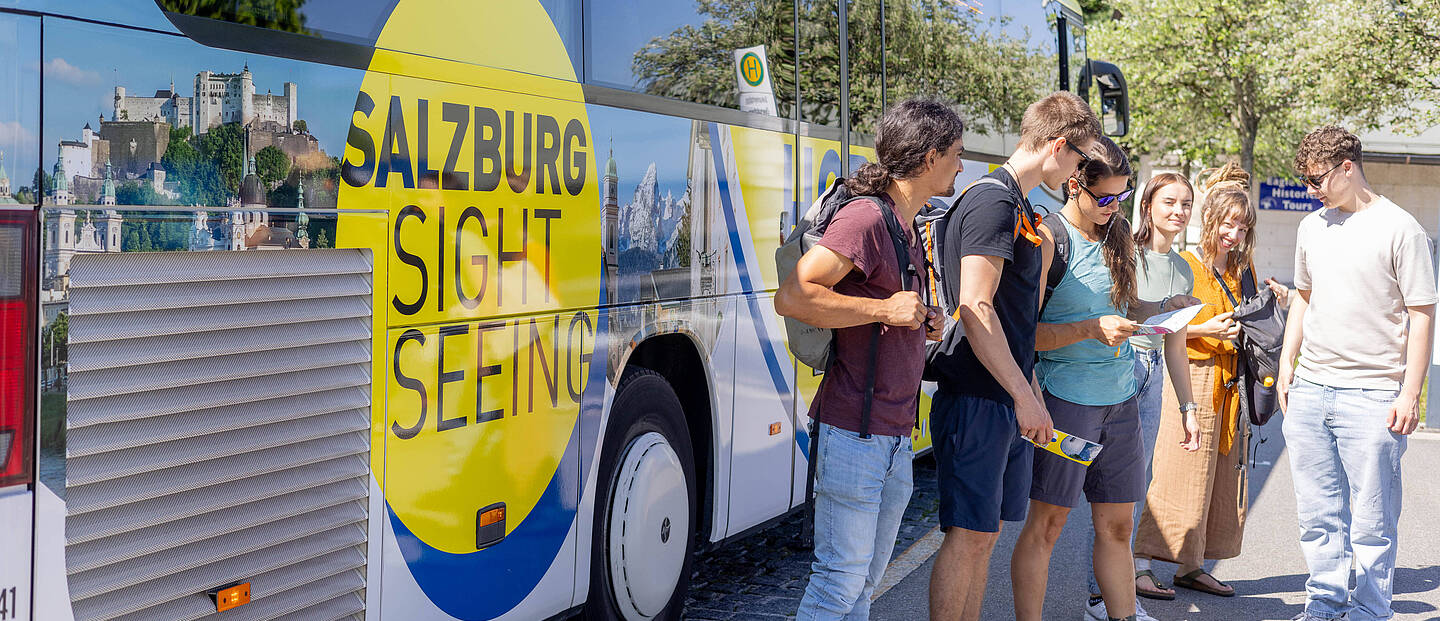 [Translate to Spanisch:] HOP ON HOP OFF Bus Tour Salzburg
