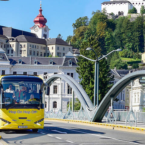 HOP ON HOP OFF Bus Tour Salzburg