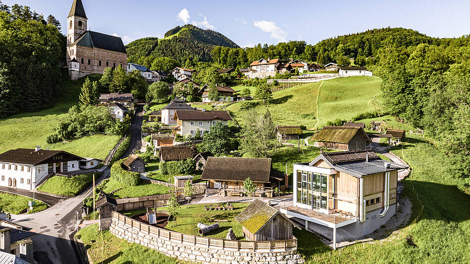 HOP ON HOP OFF Bus Tour Salzburg, Salzwelten Salzburg